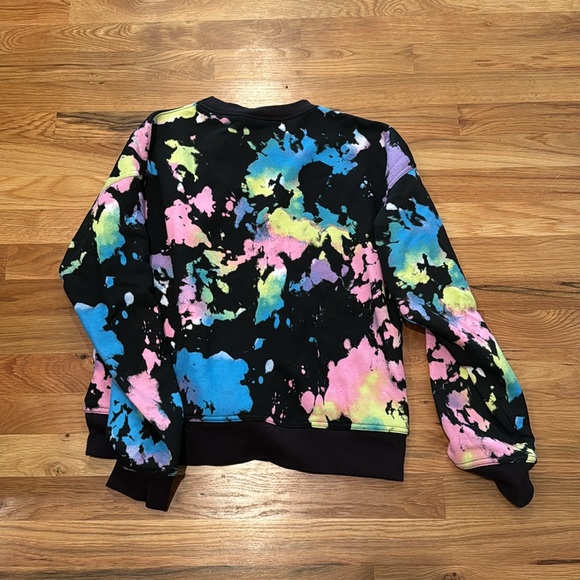 Colorful Pullover - Picture 3 of 3